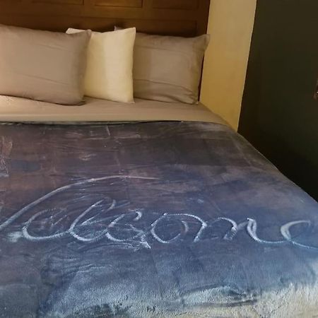 Hotel King Bed Hotel Room 114 Booking スティルウォーター エクステリア 写真